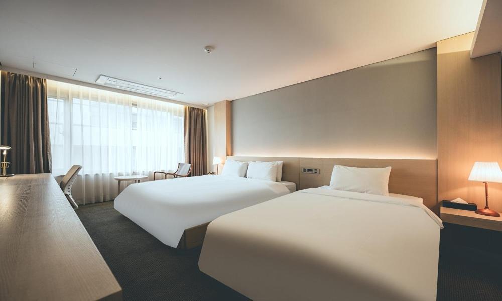 Wonju City Hotel Hyeoksin Exterior foto
