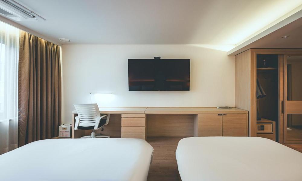 Wonju City Hotel Hyeoksin Exterior foto